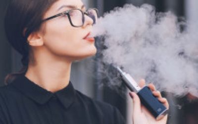 Deputados de Santa Catarina proíbem uso de cigarros eletrônicos e narguilés em locais públicos
