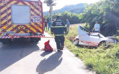 Mulher sofre parada cardiorrespiratória após acidente de trânsito no bairro Baixo Canoas