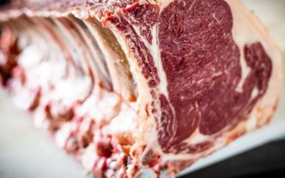 Pesquisa mostra que 67% da população reduziu consumo de carne e 47%, o de pão