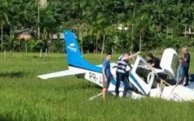 Avião cai em Massaranduba